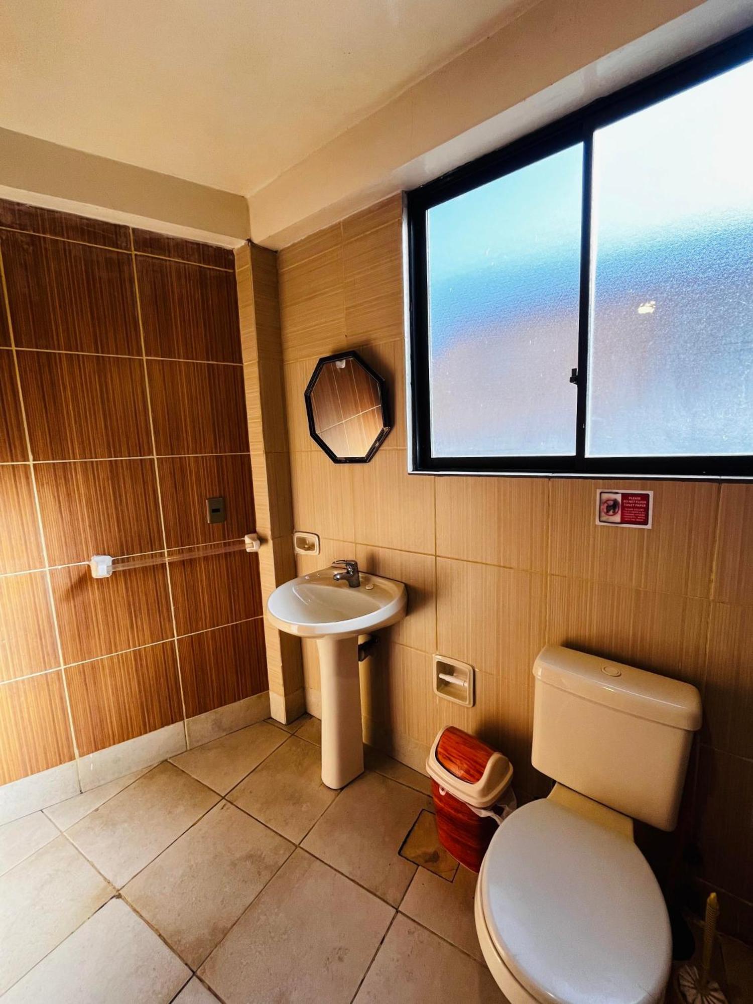 Hostal La Casa Bonita