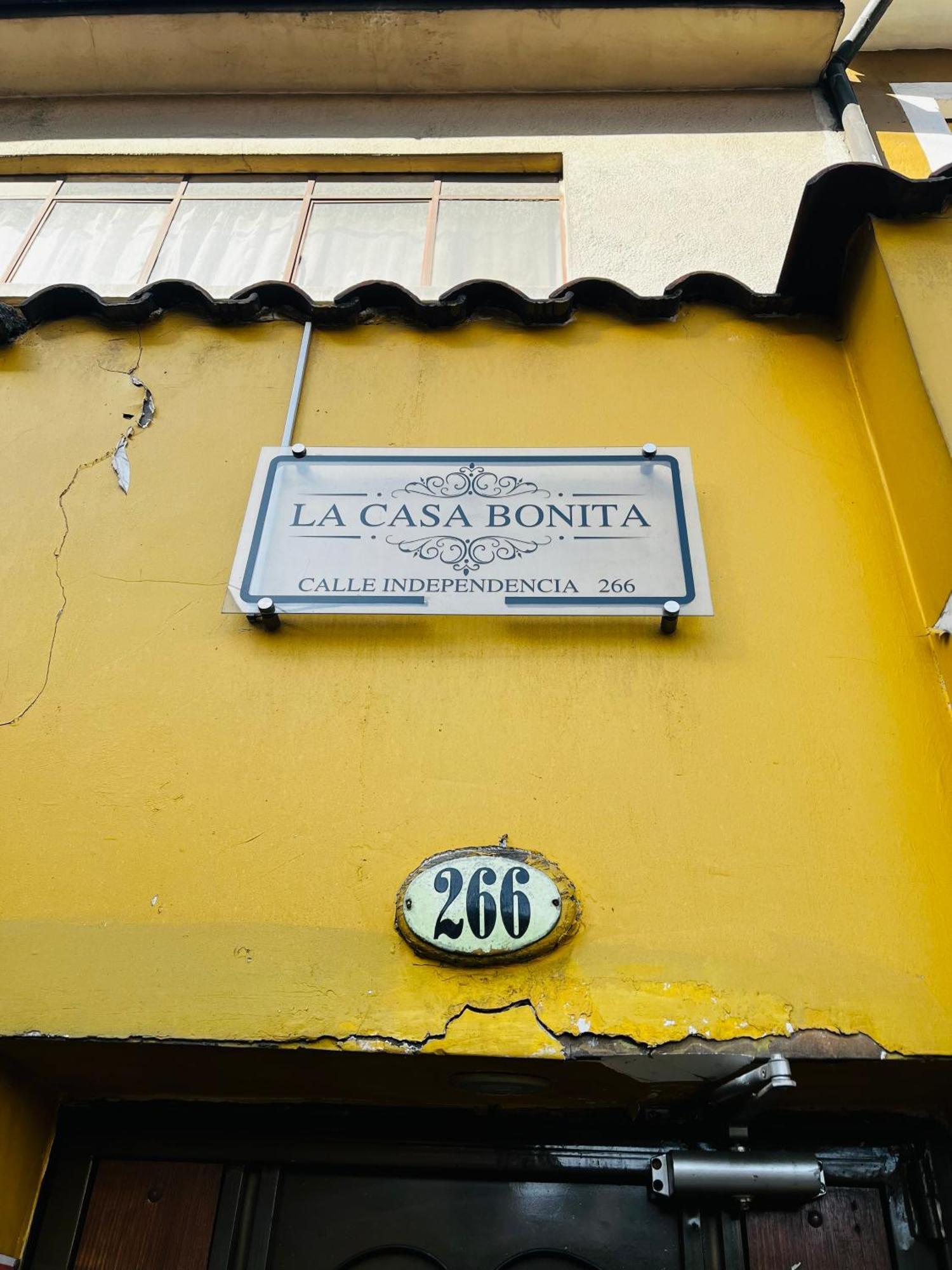 La Casa Bonita Hostal *